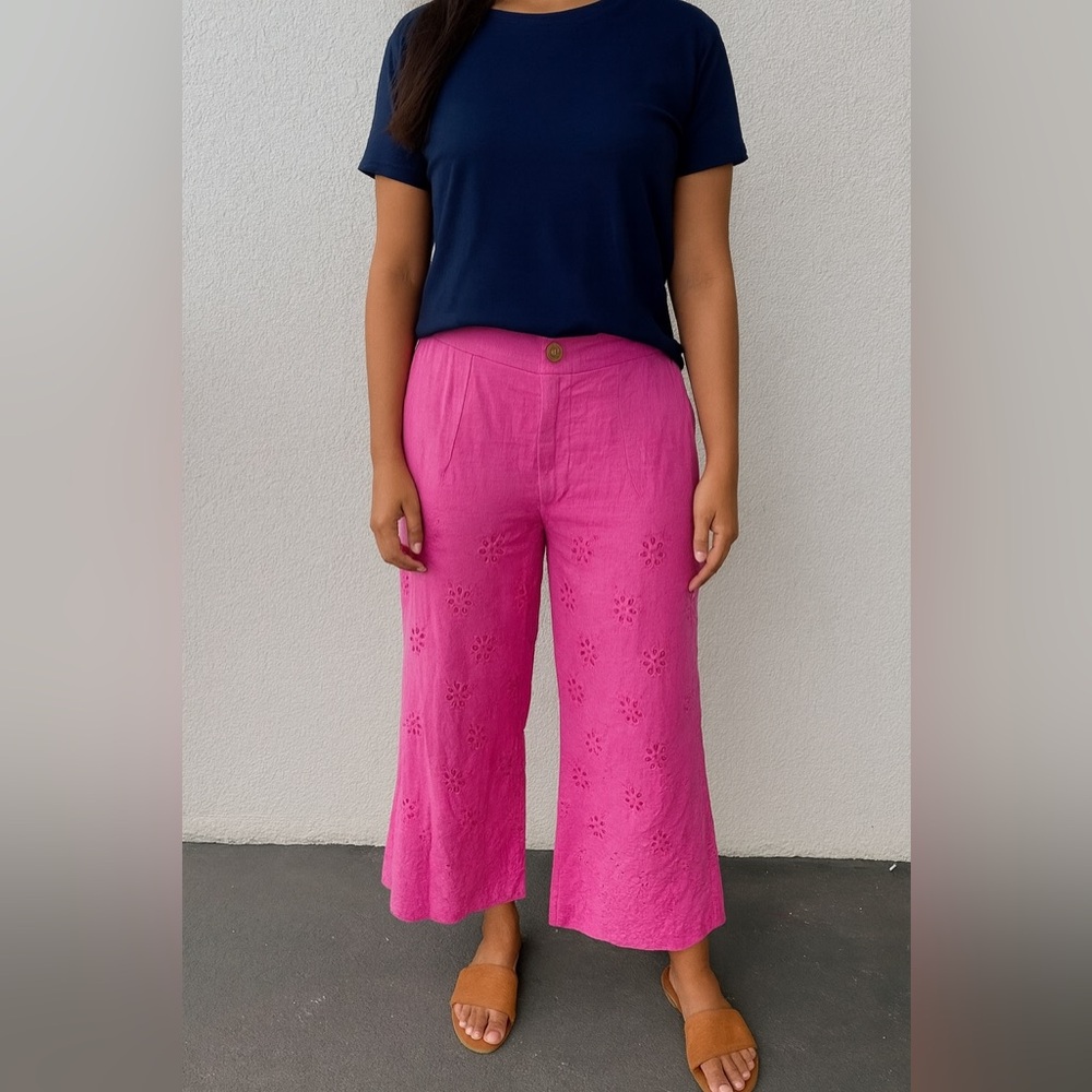 LIC‎ Pink Eyelet Wide-Leg Pants
